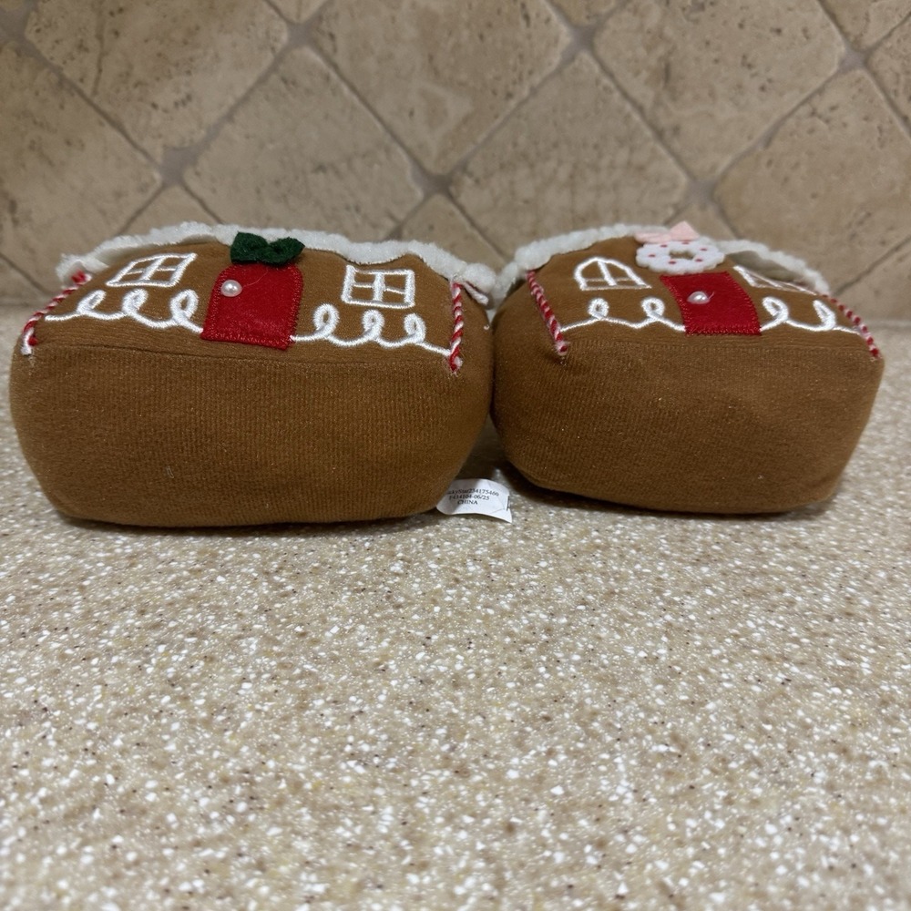 NWT 2 Target Bullseye Playground Christmas Plush Gingerbread House Decor 2025 - Picture 5 of 13